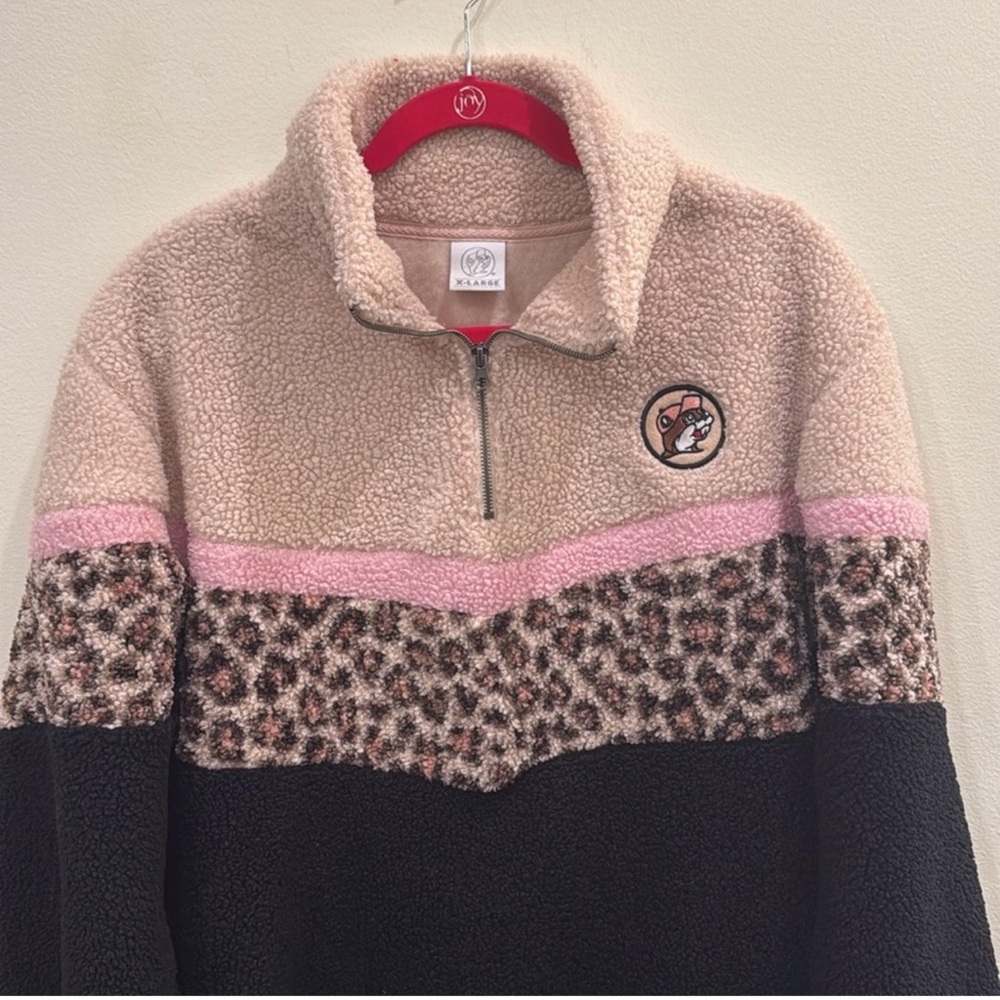 Buc-ee’s Cozy Colorblock Sherpa Pullover